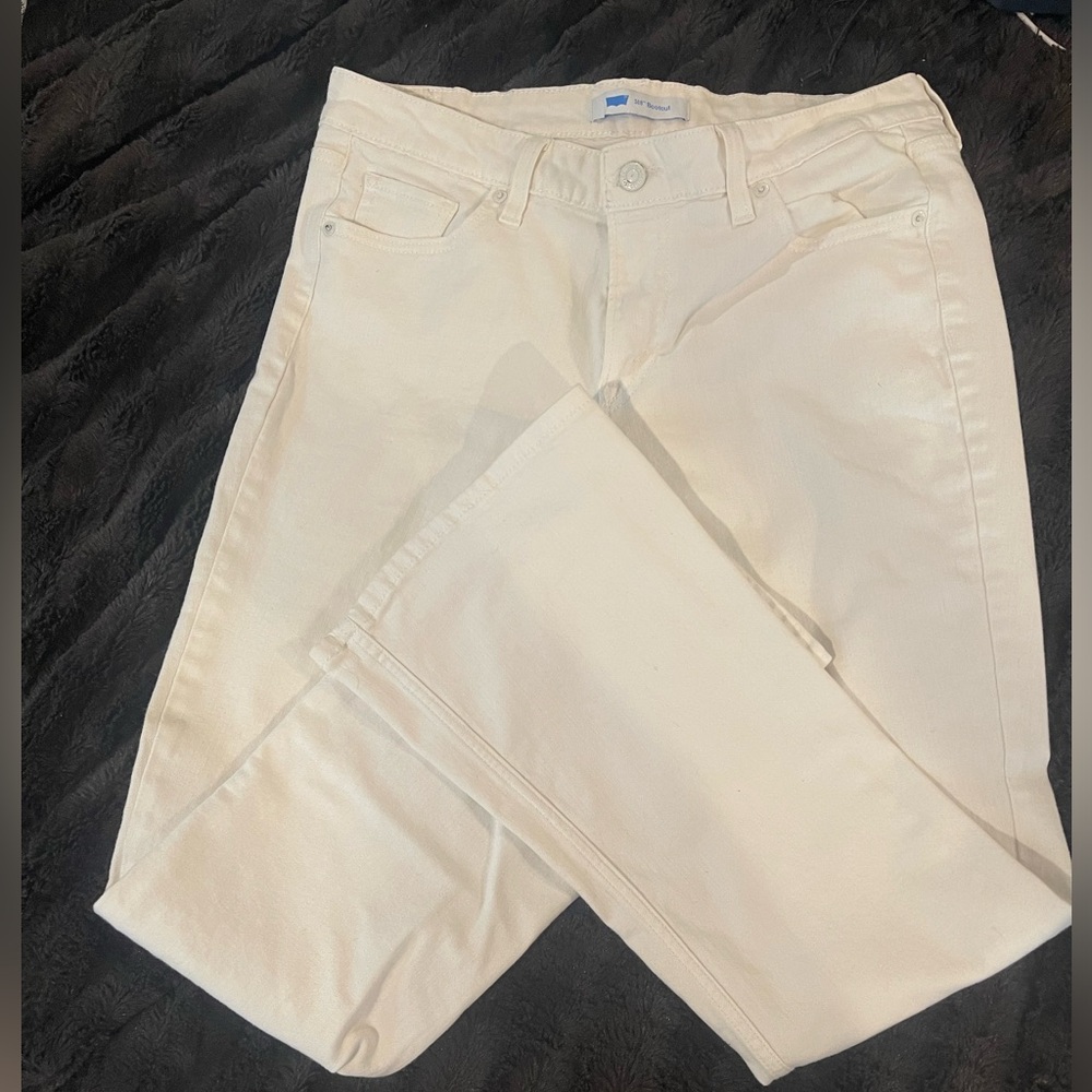 Women’s Levi 518 Boot Cut Jeans